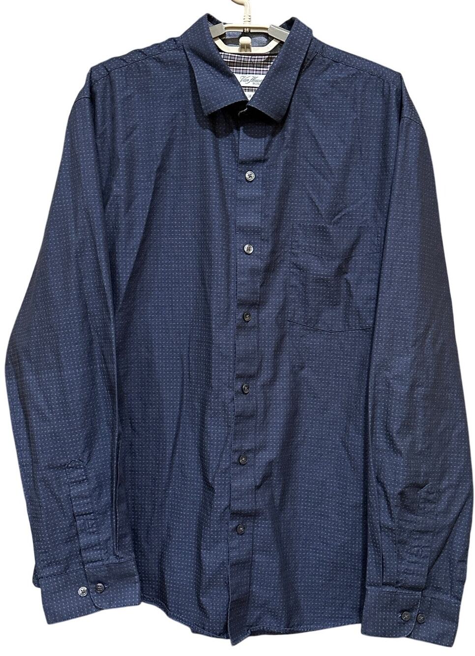 Van Heusen Shirt Mens XL Dark Blue Button Up Long Sleeves Slim Fit Cotton Blend